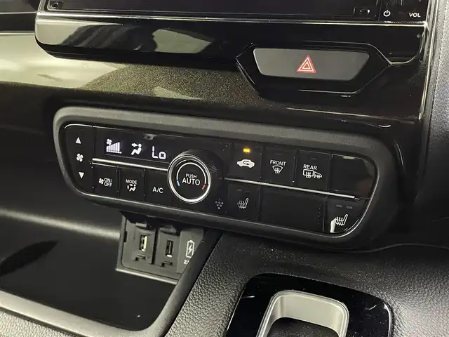 ホンダ Ｎ ＢＯＸ カスタム G L ホンダセンシング 福島県 2020(令2)年 2.9万km プラチナホワイトパール ４WD/純正9インチナビ/【AM/FM/CD/Bluetooth/フルセグTV/USB】/バックカメラ/ETC/片側パワースライドドア/ホンダセンシング/・衝突軽減ブレーキ/・クルーズコントロール（追従有）/・車線逸脱警報機能/・レーンキープアシスト/シートヒーター/プッシュスタート/スマートキー/スペアキー/オートライト/LEDヘッドライド