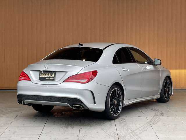 メルセデス・ベンツ ＣＬＡ２５０ エディション1 愛知県 2013(平25)年 8.8万km ポーラシルバー レーダーセーフティパッケージ /純正ナビ /フルセグTV /バックカメラ /CD/DVD再生/Bluetooth /ブラインドスポットアシスト /ディストロニックプラス /シートヒーター /エディション1専用シート /純正17インチブラックアルミ /ETC