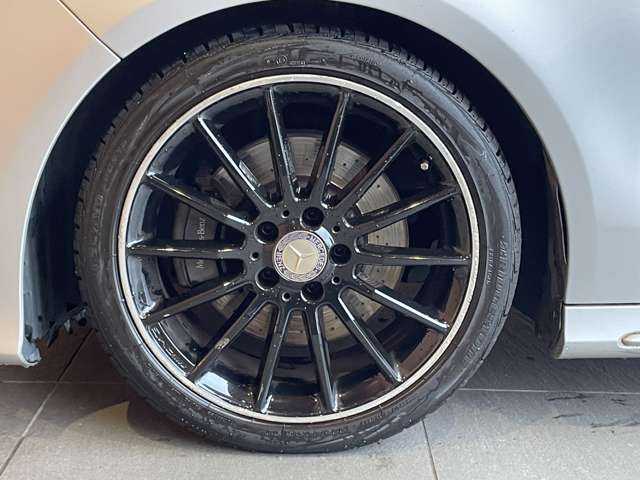 メルセデス・ベンツ ＣＬＡ２５０ エディション1 愛知県 2013(平25)年 8.8万km ポーラシルバー レーダーセーフティパッケージ /純正ナビ /フルセグTV /バックカメラ /CD/DVD再生/Bluetooth /ブラインドスポットアシスト /ディストロニックプラス /シートヒーター /エディション1専用シート /純正17インチブラックアルミ /ETC