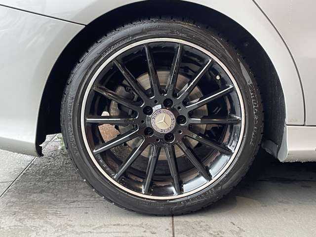 メルセデス・ベンツ ＣＬＡ２５０ エディション1 愛知県 2013(平25)年 8.8万km ポーラシルバー レーダーセーフティパッケージ /純正ナビ /フルセグTV /バックカメラ /CD/DVD再生/Bluetooth /ブラインドスポットアシスト /ディストロニックプラス /シートヒーター /エディション1専用シート /純正17インチブラックアルミ /ETC