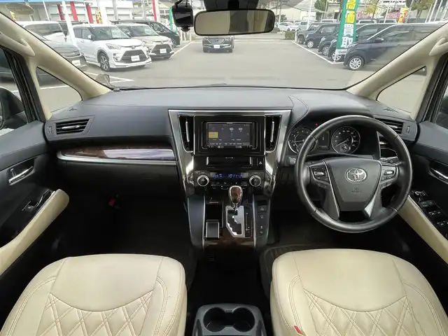 トヨタ ヴェルファイア X 長野県 2018(平30)年 12万km ブラック セーフティーセンス/・プリクラッシュセーフティ/・レーントレーシングアシスト/・アダプティブハイビームシステム/・全車速追従機能付レーダークルーズコントロール/・ロードサインアシスト/社外7インチナビ【AVIC-RZ501】/(CD/DVD/BT)/バックカメラ/ビルトインETC/ドライブレコーダー/片側パワースライドドア/レザー調シートカバー/革巻きステアリング/ステアリングスイッチ/電動パーキングブレーキ/ブレーキホールド/LEDヘッドライト/フォグランプ/オートライト/スマートキー/Pスタート/電動格納ミラー/フロアマット