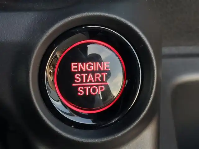 ホンダ Ｎ ＢＯＸ カスタム ターボ コーディネートS 東京都 2023(令5)年 2.6万km プラチナホワイトパール ワンオーナー/Honda SENSING/・衝突軽減ブレーキ/・誤発進抑制機能/・路外逸脱抑制機能/・アダプティブクルーズコントロール/・コーナーセンサー/プッシュスタート/パドルシフト/社外ナビ/フルセグTV/バックカメラ/ETC/ベンチシート/両側パワースライドドア/シートヒーター/シートバックテーブル/後席ロールサンシェード/LEDヘッドライト/オートライト/ドアバイザー/15インチ純正アルミホイール/スマートキー