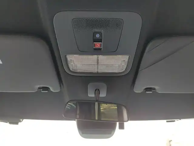 ホンダ Ｎ ＢＯＸ カスタム ターボ コーディネートS 東京都 2023(令5)年 2.6万km プラチナホワイトパール ワンオーナー/Honda SENSING/・衝突軽減ブレーキ/・誤発進抑制機能/・路外逸脱抑制機能/・アダプティブクルーズコントロール/・コーナーセンサー/プッシュスタート/パドルシフト/社外ナビ/フルセグTV/バックカメラ/ETC/ベンチシート/両側パワースライドドア/シートヒーター/シートバックテーブル/後席ロールサンシェード/LEDヘッドライト/オートライト/ドアバイザー/15インチ純正アルミホイール/スマートキー