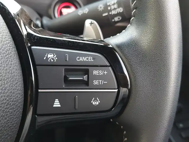 ホンダ Ｎ ＢＯＸ カスタム ターボ コーディネートS 東京都 2023(令5)年 2.6万km プラチナホワイトパール ワンオーナー/Honda SENSING/・衝突軽減ブレーキ/・誤発進抑制機能/・路外逸脱抑制機能/・アダプティブクルーズコントロール/・コーナーセンサー/プッシュスタート/パドルシフト/社外ナビ/フルセグTV/バックカメラ/ETC/ベンチシート/両側パワースライドドア/シートヒーター/シートバックテーブル/後席ロールサンシェード/LEDヘッドライト/オートライト/ドアバイザー/15インチ純正アルミホイール/スマートキー