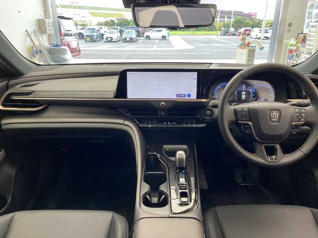 トヨタ クラウン クロスオーバー RS ランドスケープ 愛知県 2024(令6)年 0.1万km グレーⅡ トヨタセーフティセンス/純正12.3型ディズプレイオーディオナビ/三眼LEDヘッドライト/全方位カメラ/本革レザー/レーダークルーズコントロール/シートヒーター/エアシート/バックカメラ/電動リアゲート/パワーシート/ヘッドアップディスプレイ/コーナーセンサー/純正アルミホイール/ETC2.0/ブラインドスポットモニター/４WD/パドルシフト/ステアリングヒーター/インテリジェントミラー/レーンキープアシスト/オートマチックハイビーム/ワイヤレス充電器/ステアリングスイッチ/スマートキー/プッシュスタート