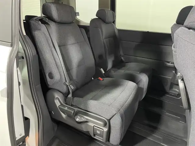 ホンダ ステップワゴン eHEV エアー EX 大阪府 2025(令7)年 0.1千km プラチナホワイトパール 未使用車　純正大型ナビＴＶ　ホンダセンシング　衝突軽減　両側パワスラ　シートヒーター　バックカメラ　オートマチックハイビーム　ＬＥＤヘッドライト　レーンアシスト　アイドリングストップ　電動リアゲート