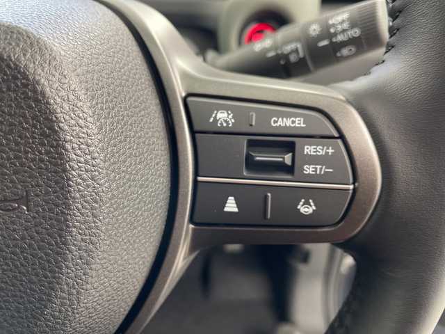 ホンダ フリード ハイブリット e:HEV クロスター 岐阜県 2025(令7)年 0.1千km メテオロイドグレーメタリック 純正9インチナビ/フルセグ/BT/USB/AppleCarPlay/バックカメラ/両側パワースライドドア/ハーフレザーシート/シートヒーター/革巻きステアリング/ステアリングスイッチ/レーダークルーズコントロール/コーナーセンサー/衝突軽減ブレーキ/レーンキープ/LEDヘッドライト