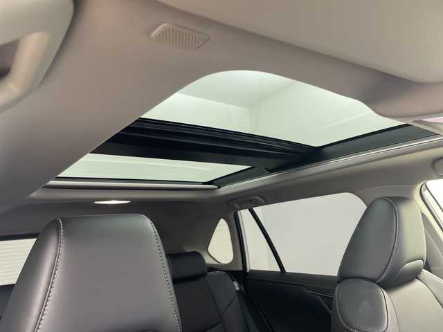 トヨタ ＲＡＶ４ ハイブリッドG 群馬県 2024(令6)年 0.5万km プラチナホワイトパールマイカ サンルーフ　モデリスタエアロ　純正１０．５型ナビ　全周囲カメラ　シートベンチレーション　アダプティブクルーズコントロール　衝突被害軽減ブレーキ　ＢＳＭ　ＬＥＤ　ＥＴＣ２．０　スマートキー　禁煙車