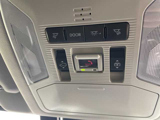 トヨタ ＲＡＶ４ ハイブリッドG 群馬県 2024(令6)年 0.5万km プラチナホワイトパールマイカ サンルーフ　モデリスタエアロ　純正１０．５型ナビ　全周囲カメラ　シートベンチレーション　アダプティブクルーズコントロール　衝突被害軽減ブレーキ　ＢＳＭ　ＬＥＤ　ＥＴＣ２．０　スマートキー　禁煙車