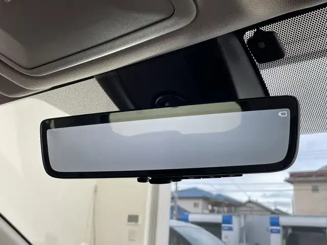 トヨタ ＲＡＶ４ G Zパッケージ 栃木県 2021(令3)年 1.8万km ホワイトパールクリスタルシャイン 純正9インチディスプレイオーディオ/（フルセグTV/Bluetooth/Miracast）/バックカメラ/TRDエアロ/トヨタセーフティセンス/コーナーセンサー/ビルトインETC2.0/パワーバックドア/前席シートヒーター/運転席パワーシート/運転席メモリーシート/ルーフレール/禁煙車/デジタルインナーミラー/ステアリングヒーター/オートライト/LEDヘッドライト/横滑り防止装置/スマートキー/プッシュスタート/ステアリングスイッチ/革巻きステアリング/ウィンカーミラー/純正19インチアルミホイール/純正フロアマット/テレビキャンセラー