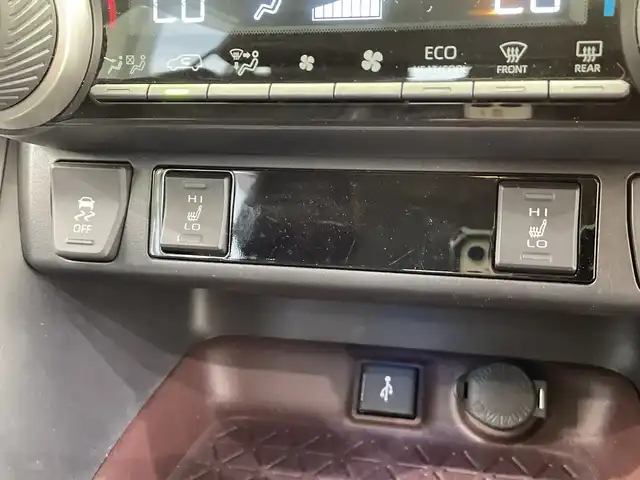 トヨタ ＲＡＶ４ G Zパッケージ 栃木県 2021(令3)年 1.8万km ホワイトパールクリスタルシャイン 純正9インチディスプレイオーディオ/（フルセグTV/Bluetooth/Miracast）/バックカメラ/TRDエアロ/トヨタセーフティセンス/コーナーセンサー/ビルトインETC2.0/パワーバックドア/前席シートヒーター/運転席パワーシート/運転席メモリーシート/ルーフレール/禁煙車/デジタルインナーミラー/ステアリングヒーター/オートライト/LEDヘッドライト/横滑り防止装置/スマートキー/プッシュスタート/ステアリングスイッチ/革巻きステアリング/ウィンカーミラー/純正19インチアルミホイール/純正フロアマット/テレビキャンセラー