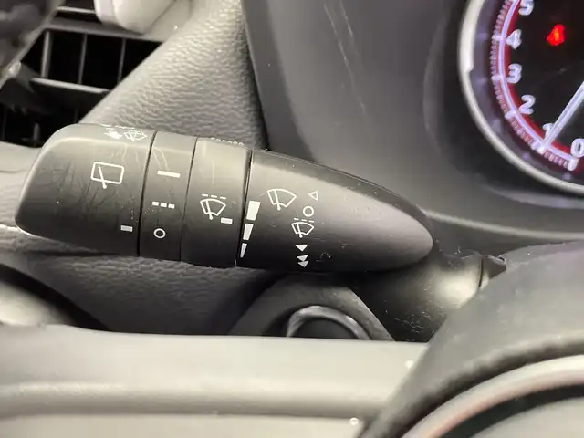 トヨタ ＲＡＶ４ G Zパッケージ 栃木県 2021(令3)年 1.8万km ホワイトパールクリスタルシャイン 純正9インチディスプレイオーディオ/（フルセグTV/Bluetooth/Miracast）/バックカメラ/TRDエアロ/トヨタセーフティセンス/コーナーセンサー/ビルトインETC2.0/パワーバックドア/前席シートヒーター/運転席パワーシート/運転席メモリーシート/ルーフレール/禁煙車/デジタルインナーミラー/ステアリングヒーター/オートライト/LEDヘッドライト/横滑り防止装置/スマートキー/プッシュスタート/ステアリングスイッチ/革巻きステアリング/ウィンカーミラー/純正19インチアルミホイール/純正フロアマット/テレビキャンセラー