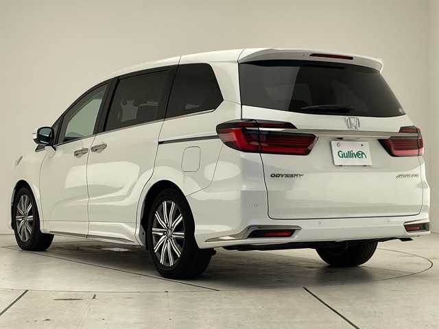 ホンダ オデッセイ アブソルート 愛知県 2021(令3)年 3.7万km プラチナホワイトパール ホンダセンシング/純正10.5型ナビ/フリップダウンモニター/全方位カメラ/両側パワースライドドア/クルーズコントロール/バックカメラ/コーナーセンサー/純正アルミホイール/ETC2.0/LEDヘッドライト/パドルシフト/リアオートエアコン/オートライト/ドライブレコーダー/衝突軽減システム/フルセグ/CD DVD/Bluetooth/ステアリングスイッチ/スマートキー/プッシュスタート