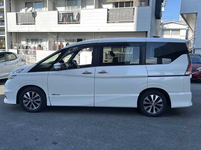 日産 セレナ ハイウェイスター プロパイロットED 宮崎県 2017(平29)年 12.5万km ブリリアントホワイトパール 純正メモリーナビ MM316D-W/（ＡＭ/ＦＭ/ＣＤ/ＤＶＤ/ＤＴＶ/ＢＴ)/レーダークルーズコントロール　/バックカメラ　/ＥＴＣ　/両側パワースライド　/ウォークスルー　/オートライト　/衝突被害軽減システム　/純正アルミホイール/コーナーセンサー前後/横滑り防止装置/社外フロアマット/スペアキー