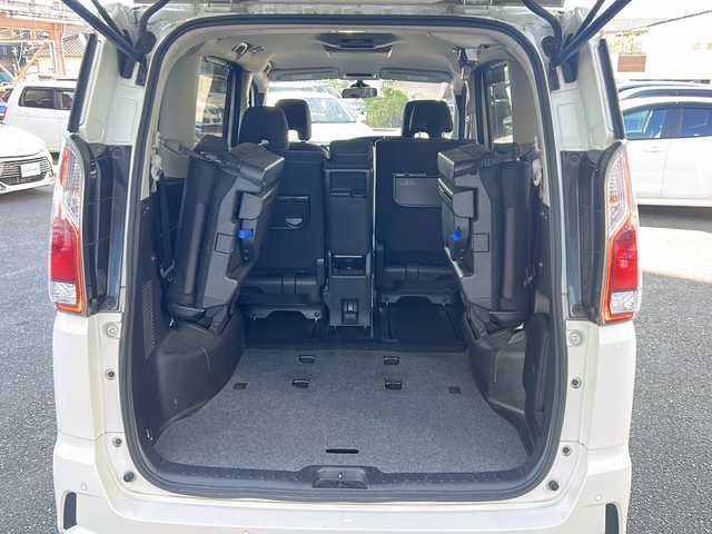 日産 セレナ ハイウェイスター プロパイロットED 宮崎県 2017(平29)年 12.5万km ブリリアントホワイトパール 純正メモリーナビ MM316D-W/（ＡＭ/ＦＭ/ＣＤ/ＤＶＤ/ＤＴＶ/ＢＴ)/レーダークルーズコントロール　/バックカメラ　/ＥＴＣ　/両側パワースライド　/ウォークスルー　/オートライト　/衝突被害軽減システム　/純正アルミホイール/コーナーセンサー前後/横滑り防止装置/社外フロアマット/スペアキー