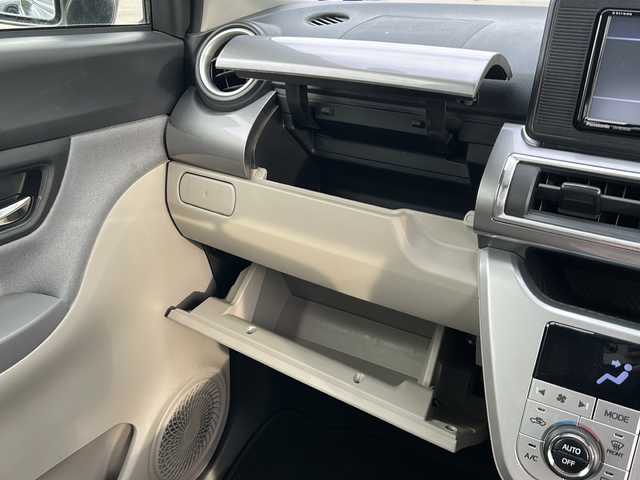 ダイハツ キャスト スタイル X SAⅡ 岐阜県 2016(平28)年 3.5万km ブラックマイカメタリック 登録時走行距離35099km/社外ナビ/バックモニター/フルセグテレビ/ETC/ドライブレコーダー/プッシュスタート/スマートキー/スペアキー/禁煙車/コーナーセンサー/社外フロアマット/Bluetooth接続/ドアバイザー