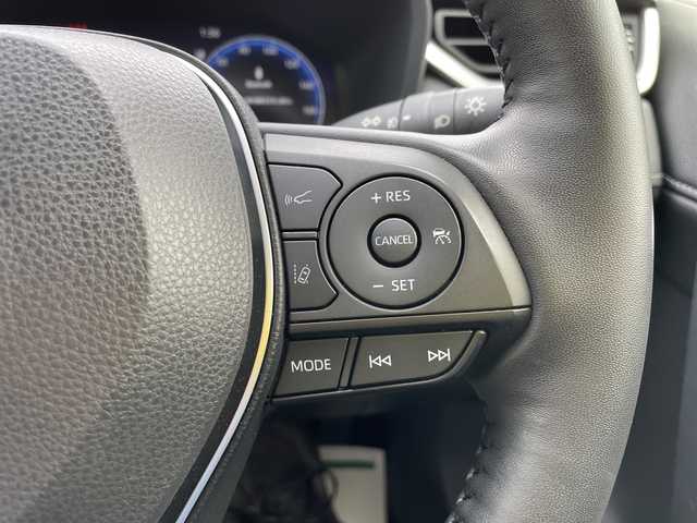 トヨタ ＲＡＶ４ ハイブリッドG 石川県 2024(令6)年 1.8万km パール ４ＷＤ　純正１０．５型ナビ　フルセグＴＶ　全方位カメラ　ＬＥＤヘッドライト　ＴＲＤエアロ　革シート　デジタルミラー　ブラインドスポットモニター　パワーバックドア　純正アルミ　ＥＴＣ２．０　ドラレコ