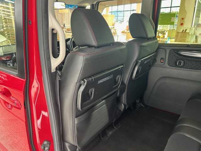 ホンダ Ｎ ＢＯＸ カスタム G ターボSSパッケージ 高知県 2017(平29)年 10万km 赤／黒 (株)IDOMが運営する【じしゃロン高知店】の自社ローン専用車両になります。こちらは現金またはオートローンご利用時の価格です。自社ローンご希望の方は別途その旨お申付け下さい