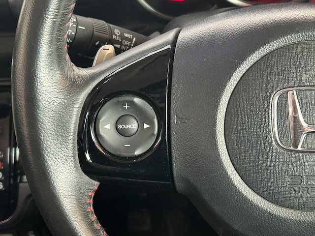 ホンダ Ｎ ＢＯＸ カスタム G ターボSSパッケージ 高知県 2017(平29)年 10万km 赤／黒 (株)IDOMが運営する【じしゃロン高知店】の自社ローン専用車両になります。こちらは現金またはオートローンご利用時の価格です。自社ローンご希望の方は別途その旨お申付け下さい