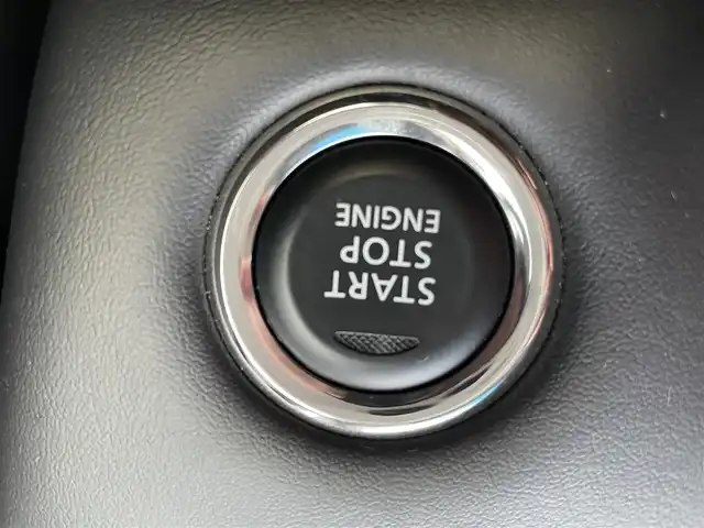 三菱 デリカＤ：５ ジャスパー 大阪府 2023(令5)年 1.3万km ブラックダイヤモンド/グラファイトグレーメタリック ワンオーナー【特別使用者8人乗り】/社外ナビ　/・フルセグTV/USB/BT/CD/DVD/４WD/全方位モニター　/ターボ/前後ドライブレコーダー　/ＥＴＣ　/両側パワースライドドア　/パワーシート　/シートヒーター　/パワーリアゲート　/オートステップ（G-Powerベース】/純正防音フロアマット　/純正１８インチＡＷ　/ＬＥＤヘッド・フォグ/スペアキー/保証書