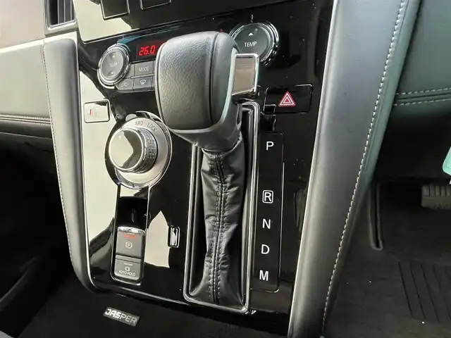 三菱 デリカＤ：５ ジャスパー 大阪府 2023(令5)年 1.3万km ブラックダイヤモンド/グラファイトグレーメタリック ワンオーナー【特別使用者8人乗り】/社外ナビ　/・フルセグTV/USB/BT/CD/DVD/４WD/全方位モニター　/ターボ/前後ドライブレコーダー　/ＥＴＣ　/両側パワースライドドア　/パワーシート　/シートヒーター　/パワーリアゲート　/オートステップ（G-Powerベース】/純正防音フロアマット　/純正１８インチＡＷ　/ＬＥＤヘッド・フォグ/スペアキー/保証書