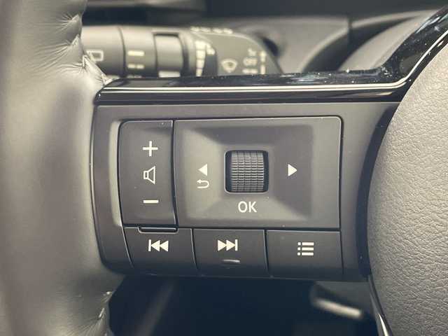 日産 セレナ e－4ORCE ハイウェイスターV 兵庫県 2024(令6)年 1.1万km ダイヤモンドブラック ・ワンオーナー車/・12.3インチNissan Connectナビ/・フルセグTV・BT・USB・Apple Car Play/・アラウンドビューモニター/・プロパイロット２．０/・インテリジェントエマージェンシーブレーキ/・前方衝突予測警報/・アダプティブLEDヘッドライトシステム/・ハイビームアシスト/・先行車発進お知らせ/・ふらつき警報/・標識検知機能/・コーナーセンサー/・ハンズフリー付き両側パワースライドドア/・ステアリングヒーター/・１～2列目シートヒーター/・デジタルインナーミラー/・ビルトインETC2.0/・純正前後ドライブレコーダー/・ワイヤレス充電/・RSRスプリング/・ステアリングリモコン/・電動格納ミラー/・ウインカーミラー/・後席サンシェード/・ドアバイザー/・純正アルミホイール/・純正フロアマット/・スマートキー/・プッシュスタート/・スペアキー/・W+サイドエアバック/・カーテンエアバック