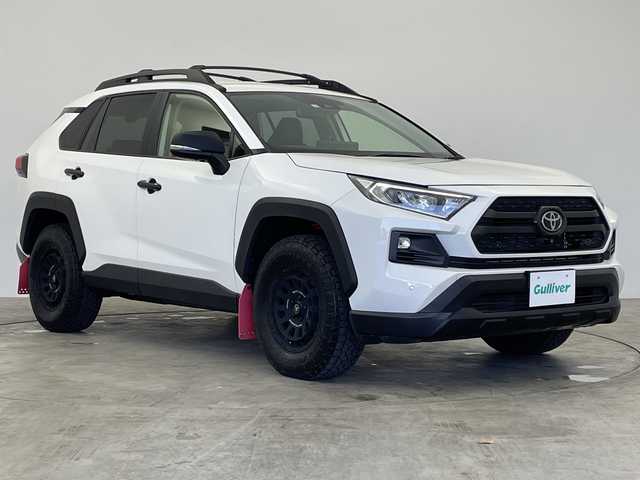 トヨタ ＲＡＶ４ アドベンチャー オフロードPKGⅡ 群馬県 2023(令5)年 3.6万km スーパーホワイトⅡ 禁煙車　純正１０．５インチディスプレイオーディオ　全方位カメラ　デジタルインナーミラー　レーダークルーズコントロール　４WD　ルーフレール　ステアリングスイッチ　ハンドルヒーター　シートエアコン