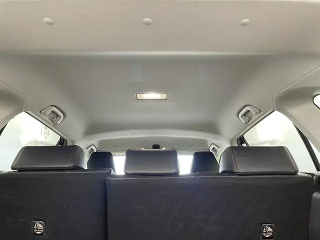 トヨタ ＲＡＶ４ アドベンチャー オフロードPKGⅡ 群馬県 2023(令5)年 3.6万km スーパーホワイトⅡ 禁煙車　純正１０．５インチディスプレイオーディオ　全方位カメラ　デジタルインナーミラー　レーダークルーズコントロール　４WD　ルーフレール　ステアリングスイッチ　ハンドルヒーター　シートエアコン