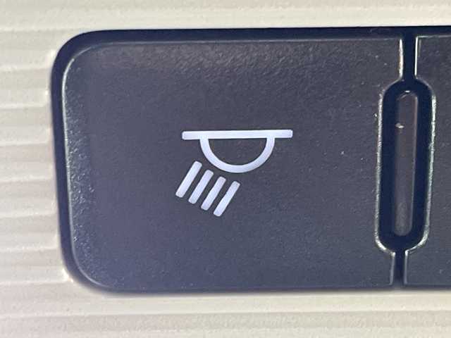 トヨタ ＲＡＶ４ アドベンチャー オフロードPKGⅡ 群馬県 2023(令5)年 3.6万km スーパーホワイトⅡ 禁煙車　純正１０．５インチディスプレイオーディオ　全方位カメラ　デジタルインナーミラー　レーダークルーズコントロール　４WD　ルーフレール　ステアリングスイッチ　ハンドルヒーター　シートエアコン