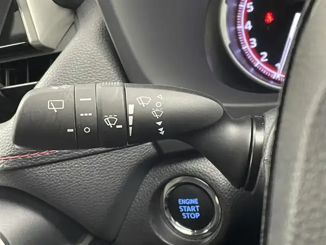 トヨタ ＲＡＶ４ アドベンチャー オフロードPKG 埼玉県 2021(令3)年 6.8万km アティチュードブラックマイカ ４WD/デジタルインナーミラー/純正９インチディスプレイオーディオナビ/DTV/BT/USB/トヨタセーフティーセンス/ブラインドスポットモニター/レーダークルーズコントロール/バックカメラ/ルーフレール/黒革シート/パワーシート/ドアバイザー/ドライブレコーダー前後/オートハイビーム/LEDオートライト/ビルトインETC/ＴＯＹＯＴＡグリル