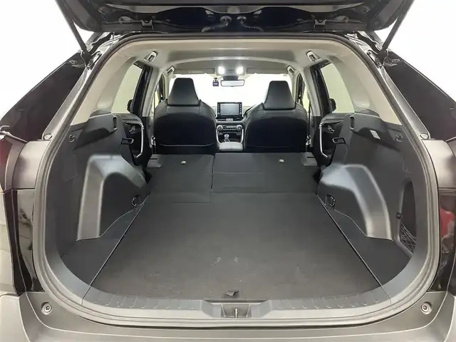 トヨタ ＲＡＶ４ アドベンチャー オフロードPKG 埼玉県 2021(令3)年 6.8万km アティチュードブラックマイカ ４WD/デジタルインナーミラー/純正９インチディスプレイオーディオナビ/DTV/BT/USB/トヨタセーフティーセンス/ブラインドスポットモニター/レーダークルーズコントロール/バックカメラ/ルーフレール/黒革シート/パワーシート/ドアバイザー/ドライブレコーダー前後/オートハイビーム/LEDオートライト/ビルトインETC/ＴＯＹＯＴＡグリル