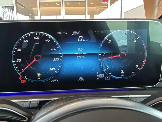 メルセデス・ベンツ ＧＬＳ４００ｄ 4マチック AMGライン 茨城県 2020(令2)年 3.8万km オブシディアンブラック MBUX/メルセデスミー/エアバランスパッケージ/パフュームアトマイザー/360°カメラ/フルセグTV/レーダーセーフティパッケージ/LKA/BSA/LCA/HUD/ステアアシスト/パノラミックスライディングルーフ/64色アンビエントライト/パワーバックドア/フットオープナー/ブルメスター/エアサス/キーレスゴー/ワイヤレススマホチャージャー/取説・保証書・スペアキー