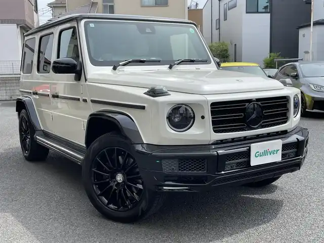 メルセデス・ベンツ ゲレンデヴァーゲン Ｇ４００ｄ マヌファクトゥーアエディション 神奈川県 2021(令3)年 1.6万km ダイヤモンドホワイト マヌファクトゥーアエディション/左右電動サイドステップ/ブラバスフロントスポイラー/ワンオーナー/AMGライン/ラグジュアリーパッケージ/レーダーセーフティパッケージ/アダプティブダンピング/サンルーフ/白革シート/ブルメスターサウンド/純正メモリーナビ・地デジTV/全方位カメラ/デジタルインナーミラー/純正USB/BT再生/ETC2.0/前席パワーシート/マッサージ機能付き/シートヒーター/エアシート/純正20インチAW/LEDヘッドライト/レーダークルーズコントロール/衝突軽減ブレーキ/LKA/BSM/標識検知/コーナーセンサー/パドルシフト/プッシュスタート/キーレスキー×2/R3/4/5/6年ディーラー整備記録/保証書・取説あり
