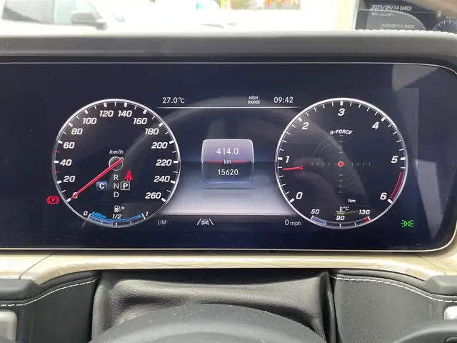メルセデス・ベンツ ゲレンデヴァーゲン Ｇ４００ｄ マヌファクトゥーアエディション 神奈川県 2021(令3)年 1.6万km ダイヤモンドホワイト マヌファクトゥーアエディション/左右電動サイドステップ/ブラバスフロントスポイラー/ワンオーナー/AMGライン/ラグジュアリーパッケージ/レーダーセーフティパッケージ/アダプティブダンピング/サンルーフ/白革シート/ブルメスターサウンド/純正メモリーナビ・地デジTV/全方位カメラ/デジタルインナーミラー/純正USB/BT再生/ETC2.0/前席パワーシート/マッサージ機能付き/シートヒーター/エアシート/純正20インチAW/LEDヘッドライト/レーダークルーズコントロール/衝突軽減ブレーキ/LKA/BSM/標識検知/コーナーセンサー/パドルシフト/プッシュスタート/キーレスキー×2/R3/4/5/6年ディーラー整備記録/保証書・取説あり