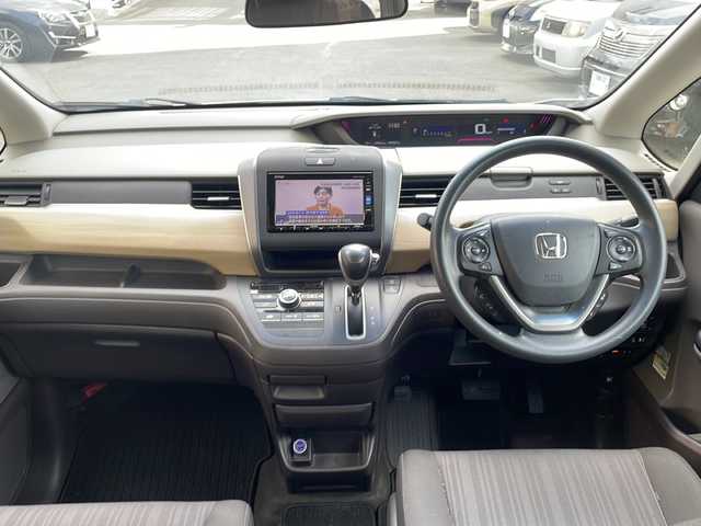 ホンダ フリード G ホンダセンシング 宮崎県 2017(平29)年 10万km ホワイトオーキッドパール 社外ナビ Bluetooth フルセグTV バックカメラ ETC 前後ドライブレコーダー 両側パワースライドドア LEDライト オートライト レーダークルーズコントロール スマートキー 3列シート  取扱説明書 保証書