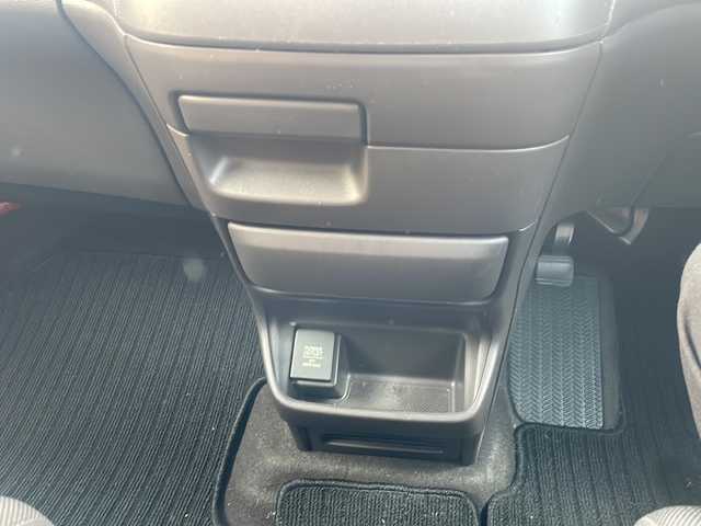 ホンダ フリード G ホンダセンシング 宮崎県 2017(平29)年 10万km ホワイトオーキッドパール 社外ナビ Bluetooth フルセグTV バックカメラ ETC 前後ドライブレコーダー 両側パワースライドドア LEDライト オートライト レーダークルーズコントロール スマートキー 3列シート  取扱説明書 保証書