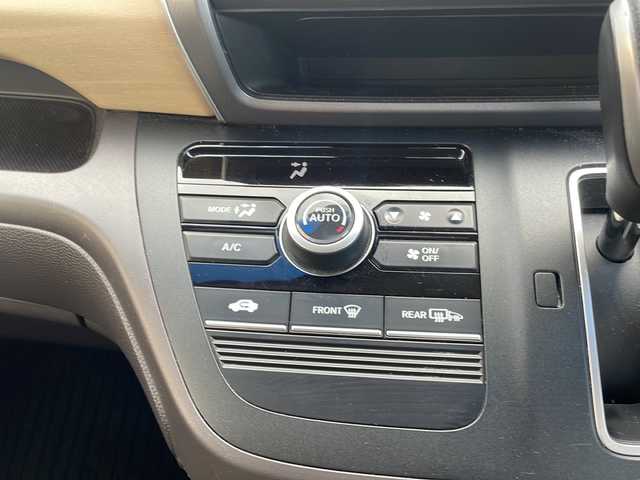 ホンダ フリード G ホンダセンシング 宮崎県 2017(平29)年 10万km ホワイトオーキッドパール 社外ナビ Bluetooth フルセグTV バックカメラ ETC 前後ドライブレコーダー 両側パワースライドドア LEDライト オートライト レーダークルーズコントロール スマートキー 3列シート  取扱説明書 保証書