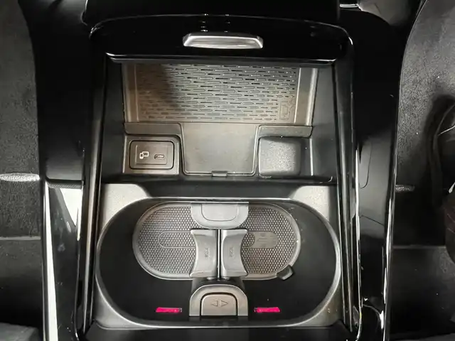 メルセデス・ベンツ ＣＬＡ１８０ AMGライン 愛知県 2021(令3)年 2.9万km マウンテングレー ワンオーナー/AMGライン/純正メーカーナビ/フルセグTV/バックカメラ/ETC/純正18インチAW/ハーフレザーシート/前席メモリー付きパワーシート/前席シートヒーター/ブルメスターサウンド/純正前後ドライブレコーダー/アクティブレーキーピングアシスト/アテンションアシスト/ブラインドスポットアシスト/レーンチェンジアシスト/アクティブステアリングアシスト/パークトロニック/レーダークルーズコントロール/純正フロアマット/LEDヘッドライト/取説、保証書/スペアキー