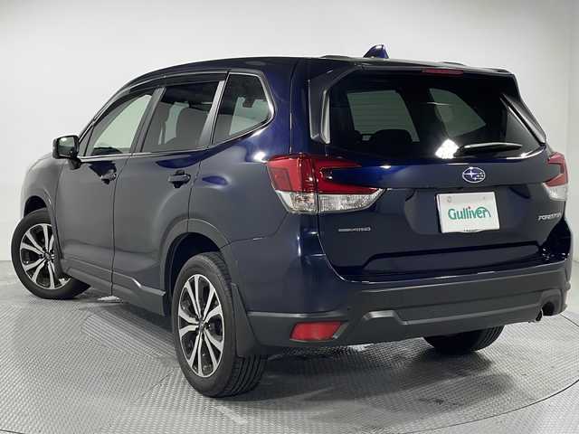 スバル フォレスター プレミアム 広島県 2020(令2)年 3.6万km ダークブルーパール 純正8型ナビ/フロント/サイド/バックカメラ/X-MODE/アイサイト/・プリクラッシュブレーキ/・誤発進抑制機能/・レーダークルーズコントロール/・車線逸脱抑制/・車線逸脱警報/・ブラインドスポットモニター/・アダプティブドライビングビーム/・デジタルインナーミラー/パワーシート/シートヒーター（前席/後席）/ステアリングヒーター/パドルシフト/LEDヘッドランプ/純正18インチAW/ETC/ドライブレコーダー