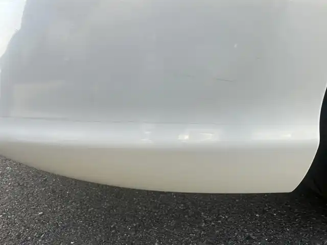トヨタ ８６ GT リミテッド 岡山県 2015(平27)年 5.3万km クリスタルホワイトパール 登録時走行距離52117km/純正7インチナビ/フルセグTV/（AM.FM.TV.CD.DVD.BT）/ビークルスタビリティコントロール/ドライブモードセレクトスイッチ/クルーズコントロール/横滑り防止装置/バックカメラ/オートライト/ETC/ドライブレコーダー/シートヒーター/ハーフレザーシート/純正17インチAW/純正フロアマット