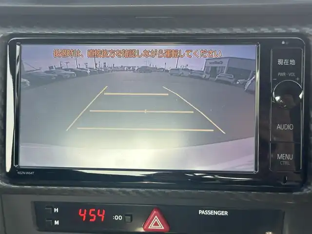 トヨタ ８６ GT リミテッド 岡山県 2015(平27)年 5.3万km クリスタルホワイトパール 登録時走行距離52117km/純正7インチナビ/フルセグTV/（AM.FM.TV.CD.DVD.BT）/ビークルスタビリティコントロール/ドライブモードセレクトスイッチ/クルーズコントロール/横滑り防止装置/バックカメラ/オートライト/ETC/ドライブレコーダー/シートヒーター/ハーフレザーシート/純正17インチAW/純正フロアマット