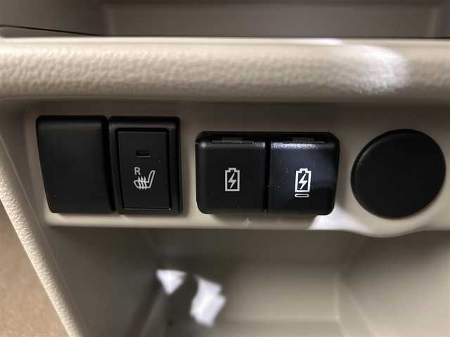 スズキ ラパン ＬＣ L 愛媛県 2022(令4)年 1.3万km フォーンベージュM ・ナビ（ワンセグＴＶ・ＢＴ・ＳＤ・ＣＤ・ＤＶＤ・ＦＭ・ＡＭ）/・前後ドラレコ　/・Ｄ席シートヒーター　/・衝突軽減ブレーキ　/・レーンキープアシスト　/・ＵＳＢ充電