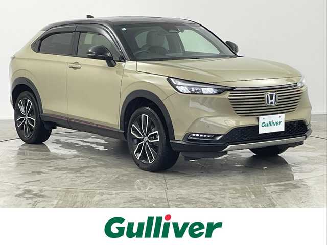 ホンダ ヴェゼル ハイブリッド e:HEV PLaY 愛知県 2022(令4)年 4.7万km サンドカーキパール ・パノラマルーフ/・ワイヤレス充電/・純正9インチナビ/・Bluetooth/・バックカメラ/・フルセグTV/・ホンダセンシング/・衝突被害軽減システム/・クルーズコントロール/・コーナーセンサー/・レーンキープアシスト/・オートライト/・オートマチックハイビーム/・パワーバックドア/・シートヒーター/・ドライブレコーダー/。ETC2.0/・フルフラットシート/・チップアップシート/プッシュスタート/・スマートキー/・スペアキー
