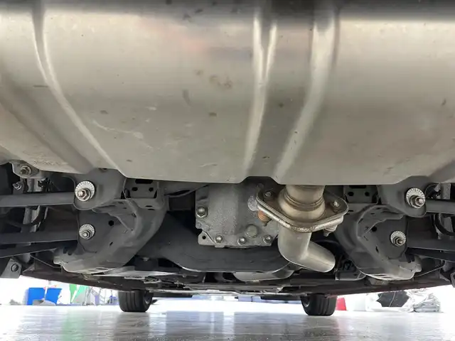 マツダ ロードスター S レザーパッケージ 滋賀県 2015(平27)年 6.6万km ソウルレッドプレミアムメタリック 禁煙車/純正７型ナビ（Ｂｌｕｅｔｏｏｔｈ／ＣＤ／ＤＶＤ／フルセグ）/衝突軽減ブレーキ/レーンキープアシスト/レザーシート/運転席助手席シートヒーター/オートライト/ソフトトップルーフ/ステリングリモコン/プッシュスタート