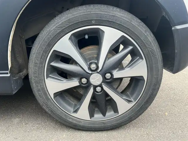 三菱 ｅＫクロス T 秋田県 2021(令3)年 8.7万km シルキーホワイト ４WD/LEDヘッドライト/純正ナビ/衝突軽減システム/フルセグ/全方位カメラ/純正アルミ/スマートキー/アイドリングストップ/コーナーセンサー/プッシュスタート/クルーズコントロール/ダウンヒルアシストコントロール/パーキングアシスト/ステアリングスイッチ/前席シートヒーター/ドライブレコーダー/ETC/純正フロアマット/純正ドアバイザー/オートライト/オートエアコン/パワーステアリング/パワーウィンドウ/横滑り防止/レベライザー/電動格納ウィンカーミラー/保証書/記録簿