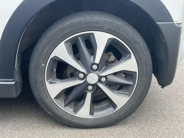 三菱 ｅＫクロス T 秋田県 2021(令3)年 8.7万km シルキーホワイト ４WD/LEDヘッドライト/純正ナビ/衝突軽減システム/フルセグ/全方位カメラ/純正アルミ/スマートキー/アイドリングストップ/コーナーセンサー/プッシュスタート/クルーズコントロール/ダウンヒルアシストコントロール/パーキングアシスト/ステアリングスイッチ/前席シートヒーター/ドライブレコーダー/ETC/純正フロアマット/純正ドアバイザー/オートライト/オートエアコン/パワーステアリング/パワーウィンドウ/横滑り防止/レベライザー/電動格納ウィンカーミラー/保証書/記録簿