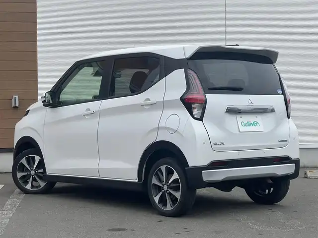 三菱 ｅＫクロス T 秋田県 2021(令3)年 8.7万km シルキーホワイト ４WD/LEDヘッドライト/純正ナビ/衝突軽減システム/フルセグ/全方位カメラ/純正アルミ/スマートキー/アイドリングストップ/コーナーセンサー/プッシュスタート/クルーズコントロール/ダウンヒルアシストコントロール/パーキングアシスト/ステアリングスイッチ/前席シートヒーター/ドライブレコーダー/ETC/純正フロアマット/純正ドアバイザー/オートライト/オートエアコン/パワーステアリング/パワーウィンドウ/横滑り防止/レベライザー/電動格納ウィンカーミラー/保証書/記録簿