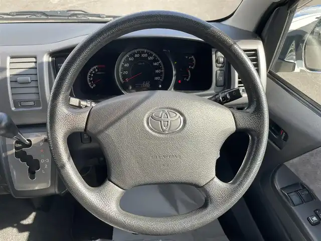 トヨタ ハイエース GL 道央・札幌 2010(平22)年 11.7万km ホワイト 4WD/キャンピング仕様/10人乗り/社外ナビ/フルセグTV/CD/DVD/MS/AM/FM/バックカメラ/パワースライドドア/リアテーブル/シートベッド/インバーター/サブバッテリー/FFヒーター/冷蔵庫/ドラレコ（前方タイプ）/ETC/社外15インチAW/ヒッチメンバー/室内フルカーテン/リモコンキー/スペアキー/社外エンジンスターター/保証書/取扱説明書
