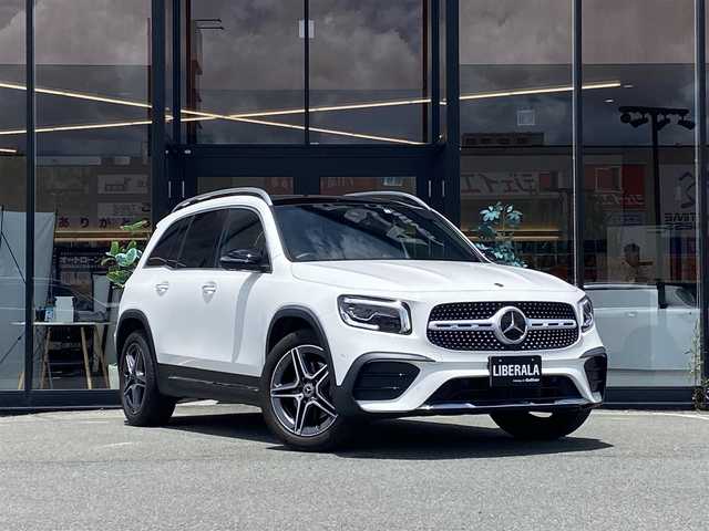 メルセデス・ベンツ Ｍ・ベンツ ＧＬＢ２００ｄ AMGライン 福岡県 2021(令3)年 4.4万km ポーラホワイト ・サンルーフ/・アダプティブクルーズコントロール/・純正HDDナビ/USB/Bluetooth/・全方位カメラ/・赤革シート/シートヒーター/・ドライブレコーダー/・フルセグ/・ETC/・純正19AW/プッシュスタート/・パーキングアシスト/・アイドリングストップ/・スマートキー/・電動リアゲート/・パワーシート/・レーンキープアシスト/・オートライト/・LEDライト/・ワイヤレス充電/・ヘッドアップディスプレイ/・保証書/・取扱説明書