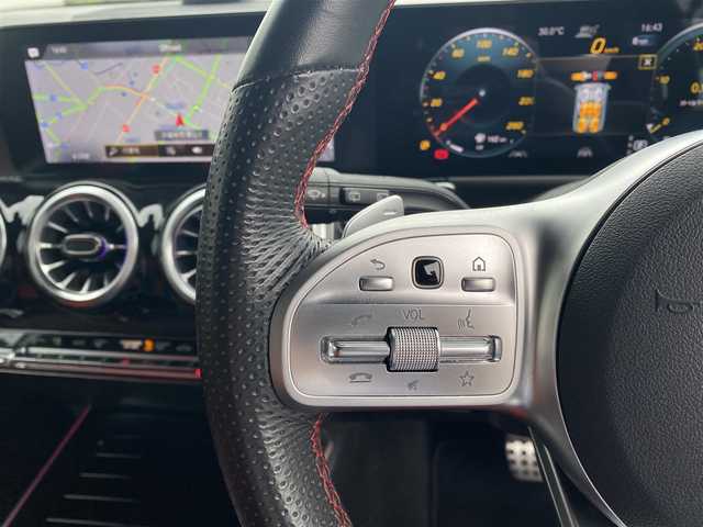メルセデス・ベンツ Ｍ・ベンツ ＧＬＢ２００ｄ AMGライン 福岡県 2021(令3)年 4.4万km ポーラホワイト ・サンルーフ/・アダプティブクルーズコントロール/・純正HDDナビ/USB/Bluetooth/・全方位カメラ/・赤革シート/シートヒーター/・ドライブレコーダー/・フルセグ/・ETC/・純正19AW/プッシュスタート/・パーキングアシスト/・アイドリングストップ/・スマートキー/・電動リアゲート/・パワーシート/・レーンキープアシスト/・オートライト/・LEDライト/・ワイヤレス充電/・ヘッドアップディスプレイ/・保証書/・取扱説明書